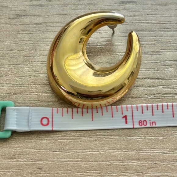 Vintage Gold Chunky Hoop Earrings-Pierced - Picture 4 of 5